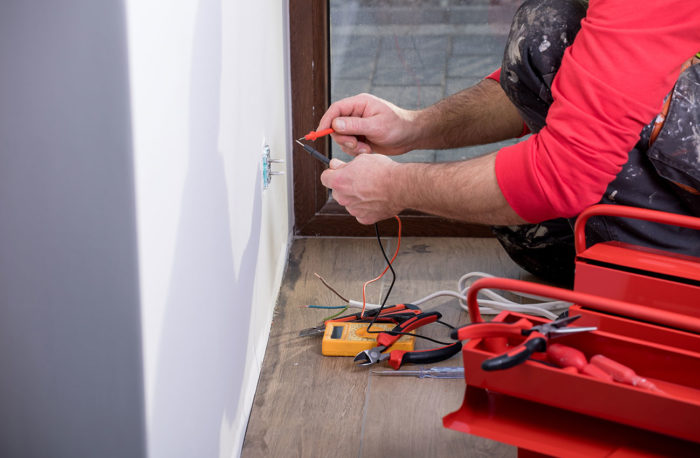 aziende-assistenza-tecnica-impianti-elettrici-sicurezza aziende-assistenza-tecnica-impianti-elettrici-sicurezza